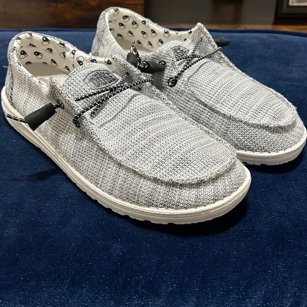 Hey Dude Wendy Stretch Size 10W YingYang